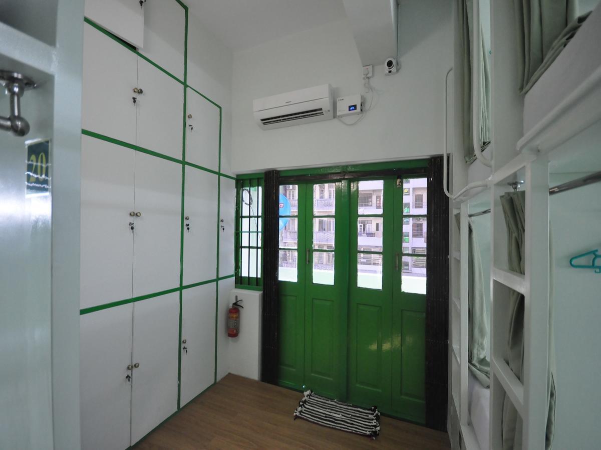 Hostel Latha Yangón Exterior foto